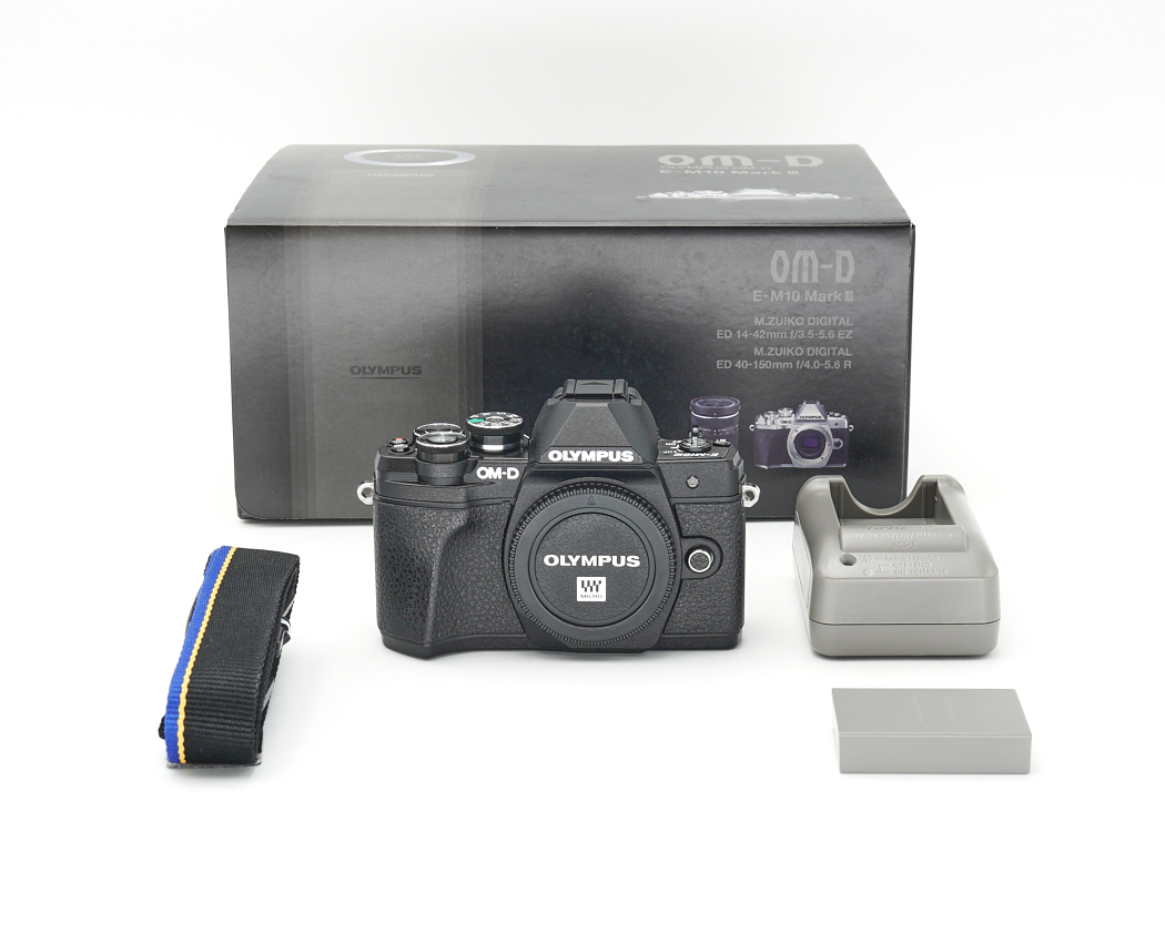 Olympus OM-D E-M10 Mark III schwarz Gehäuse Demoware, nur ca. 990 Auslösungen #49263**