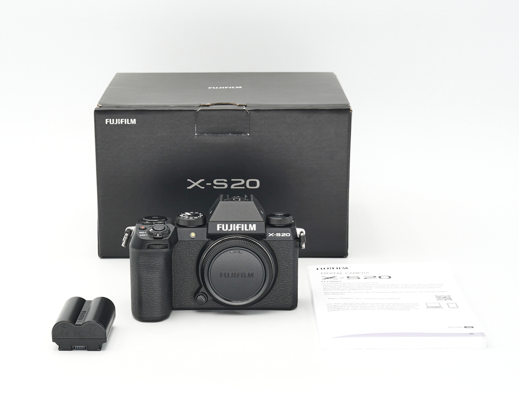 Fujifilm X-S20 Gehäuse Vitrinenmodell, 14 Auslöser, org.-verpackt  #32349**