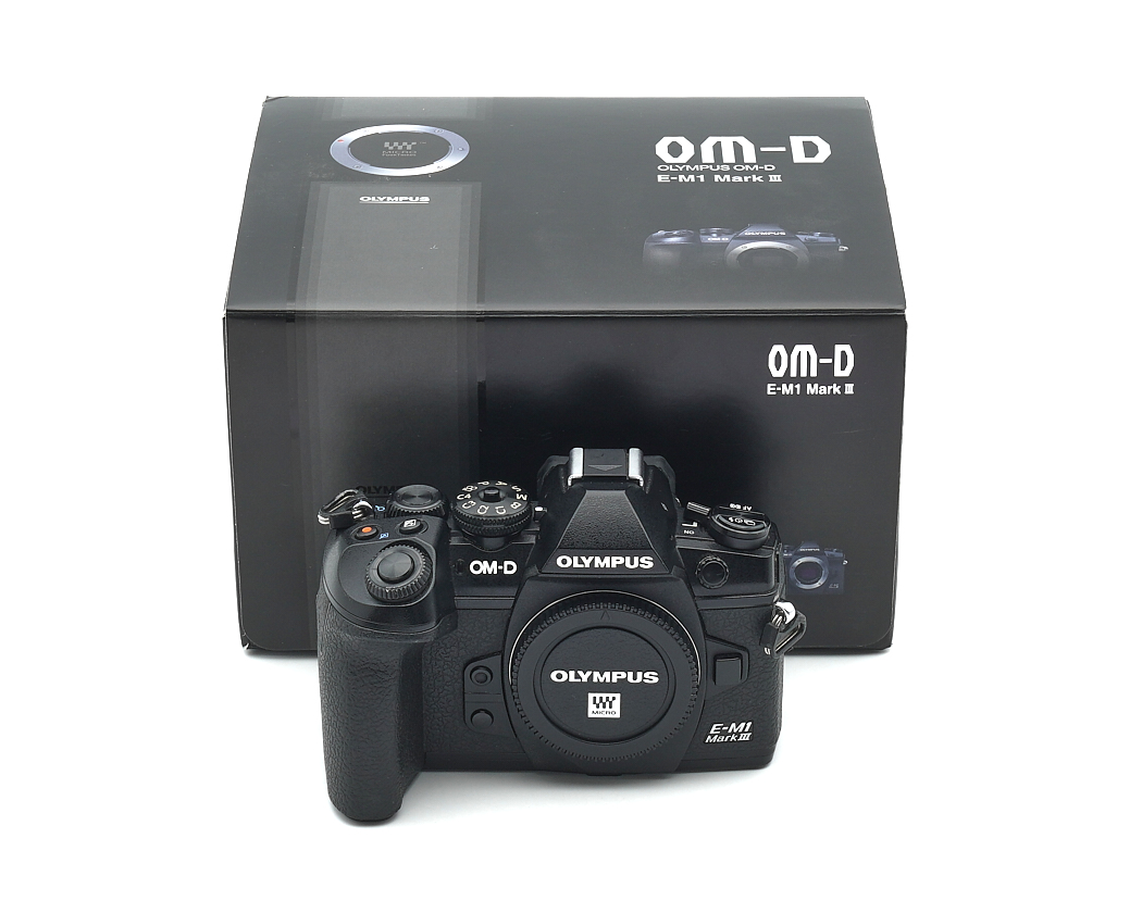 Olympus OM-D E-M1 Mark III Gehäuse im Originalkarton, ca. 13800 Ausl. #X41193**