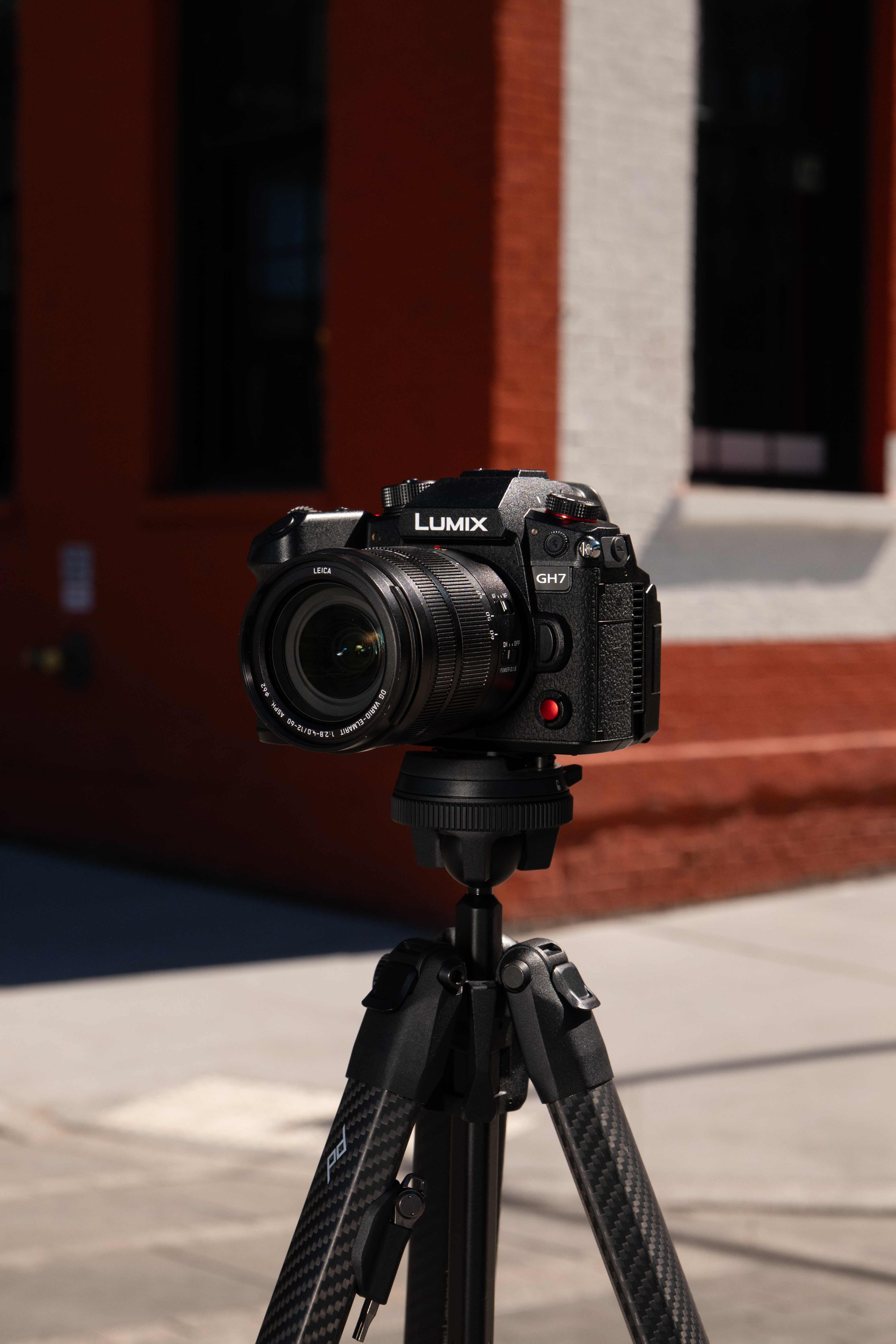 Panasonic Lumix DC-GH7 + Leica DG Vario-Elmarit 12-60mm 2.8-4.0