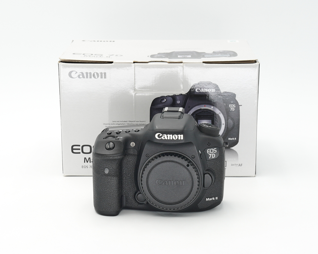 Canon EOS 7D Mark II Gehäuse Topzustand, Canon-Fachhändler #39674**
