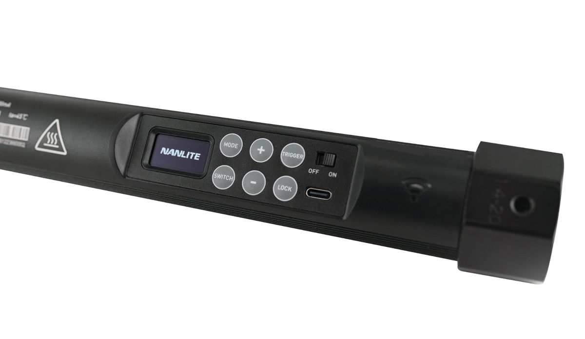 Nanlite PavoTube II 30X 1 Kit RGBWW Farb-Effektleuchte