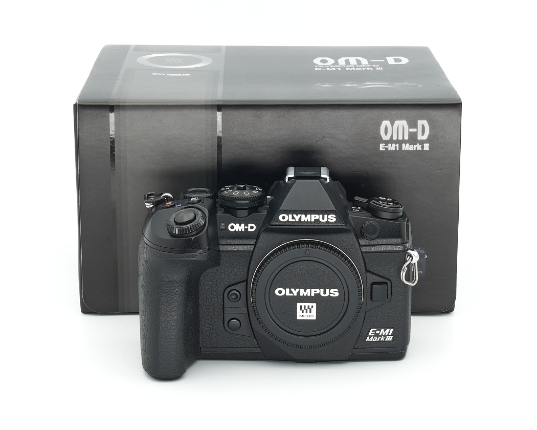 Olympus OM-D E-M1 Mark III Gehäuse Topzustand, ca. 7900 Auslösungen #X36398**