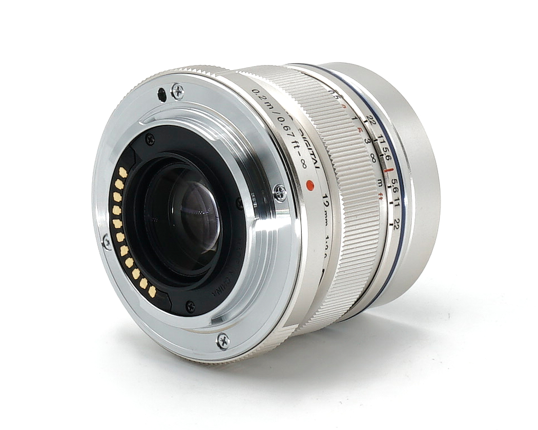 Olympus M.Zuiko Digital ED 12mm 2.0 Vitrinenmodell, im Originalkarton #LBX**