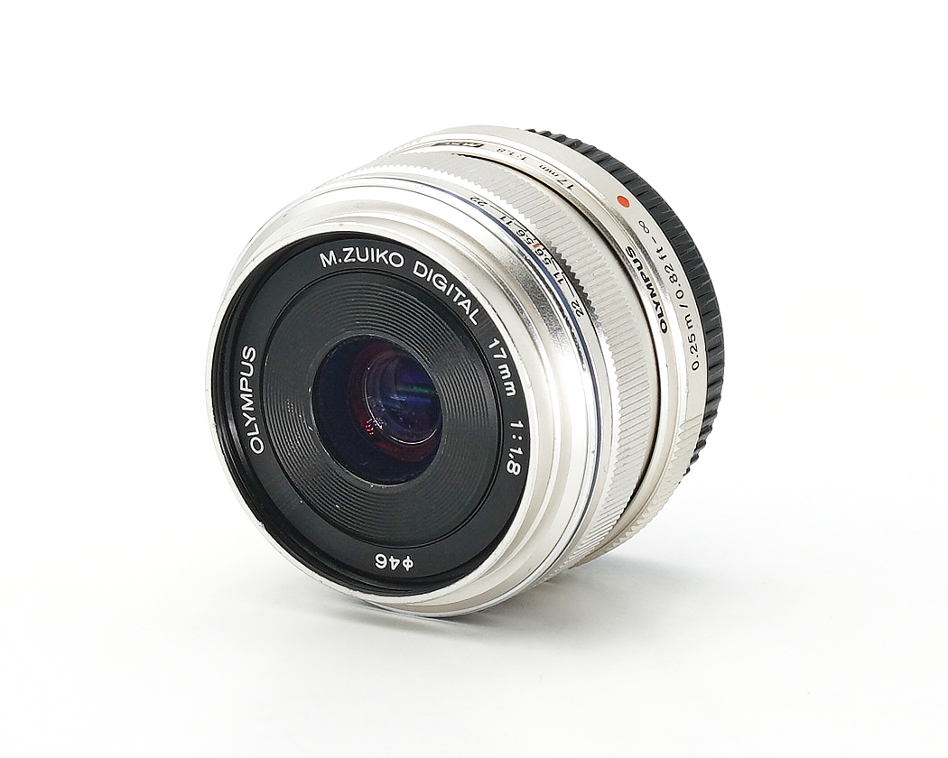 Olympus M.Zuiko Digital ED 17mm 1.8 silber, wie neu #50811*
