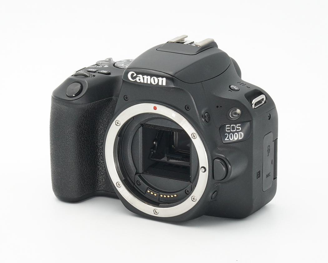 Canon EOS 200D Gehäuse Topzustand, im Originalkarton, Canon-Fachhändler #40671*