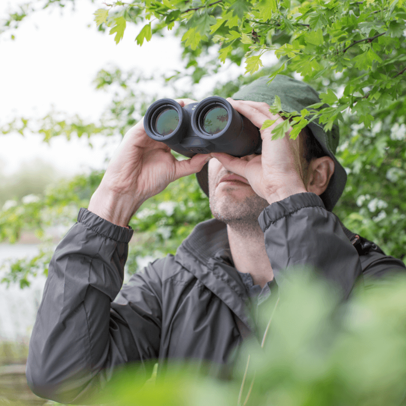 Canon Fernglas 10x30 IS II