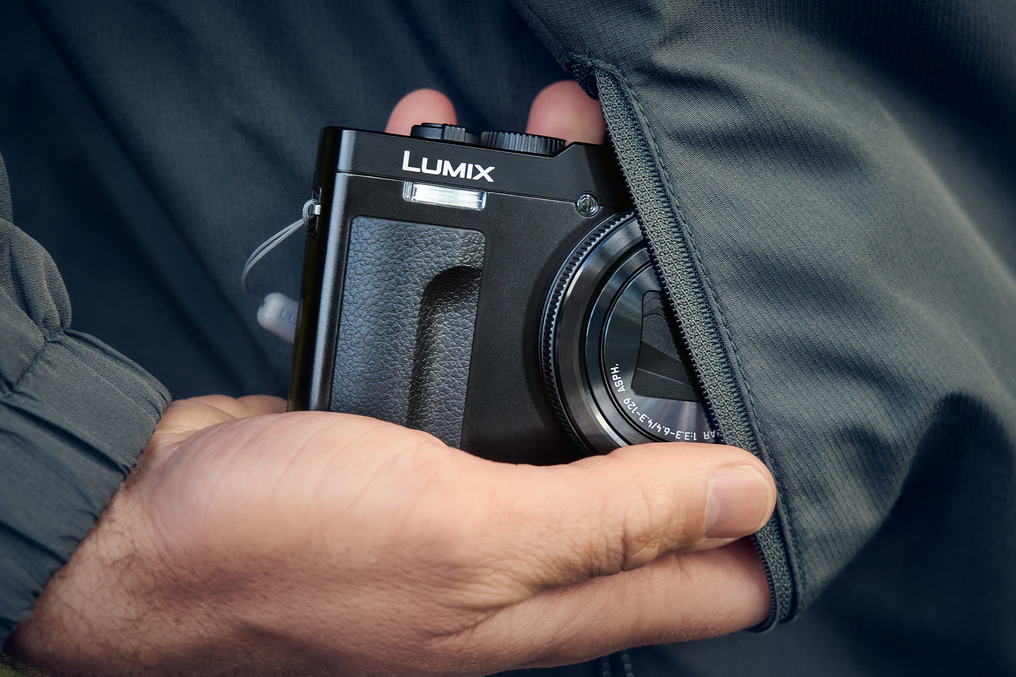 Panasonic TZ99 schwarz Mundus Edition