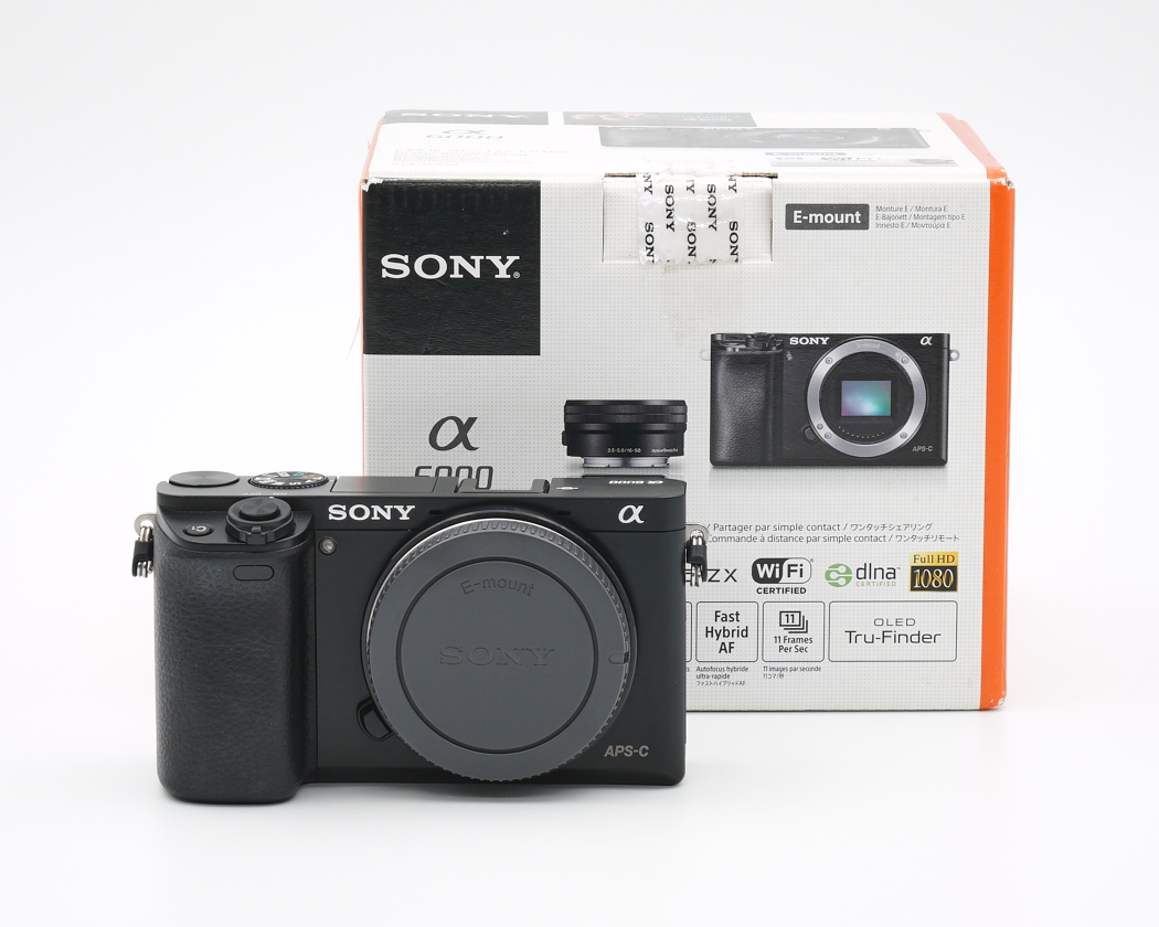 Sony Alpha 6000 schwarz Gehäuse Topzustand, im Originalkarton #50824**