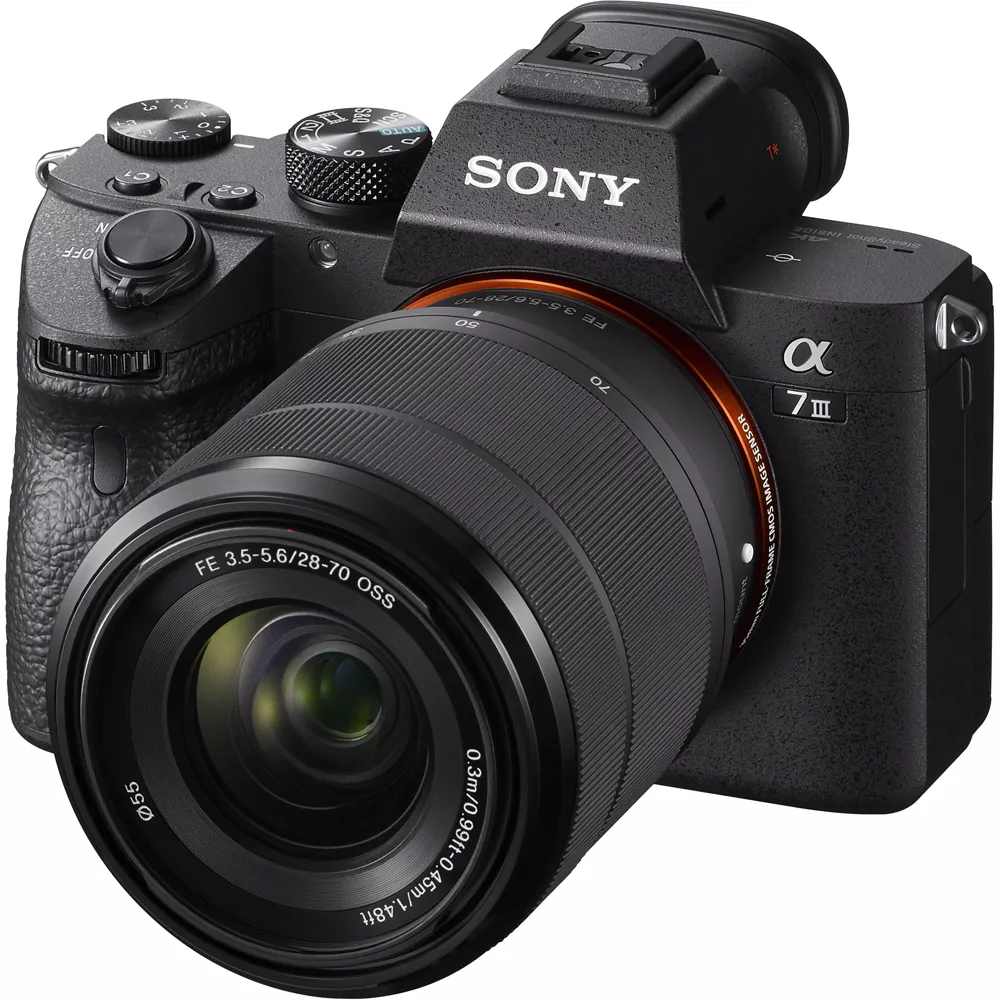 Sony Alpha 7 III + SEL 28-70mm 3.5-5.6 OSS + 2. Akku NP-FZ 100
