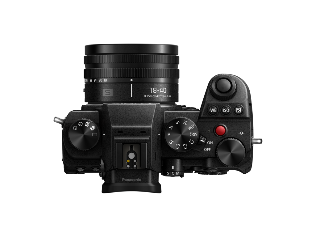 Panasonic Lumix DC-S5D + Lumix S 18-40mm 4.5-6.3