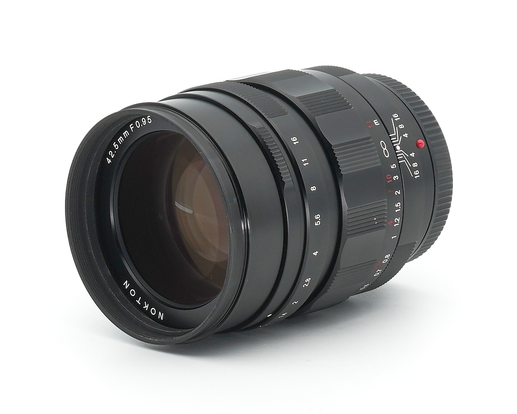 Voigtländer Nokton 42.5mm 0.95 für MFT, Topzustand #50528*