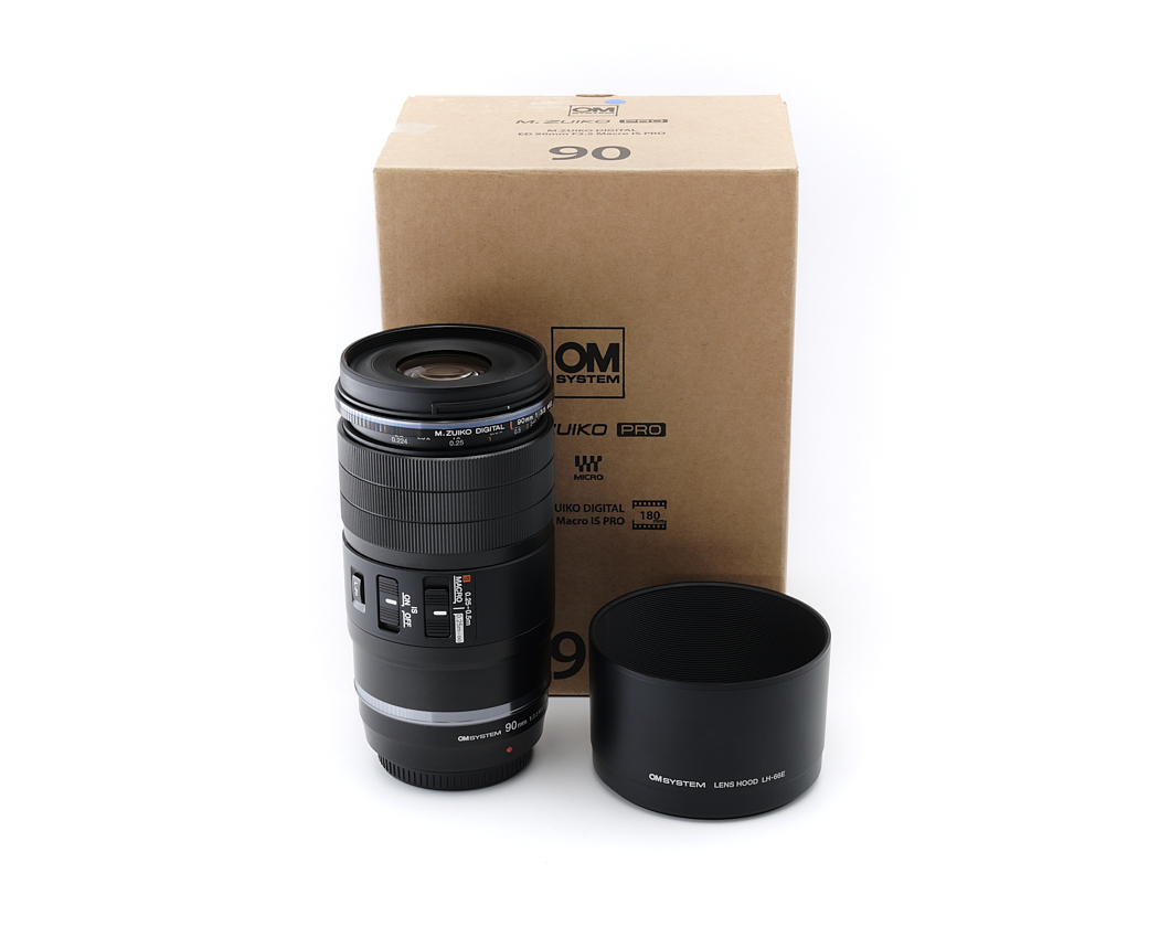 OM SYSTEM M.Zuiko Digital ED 90mm 3.5 Macro IS PRO NEU Einzelstück #49750**