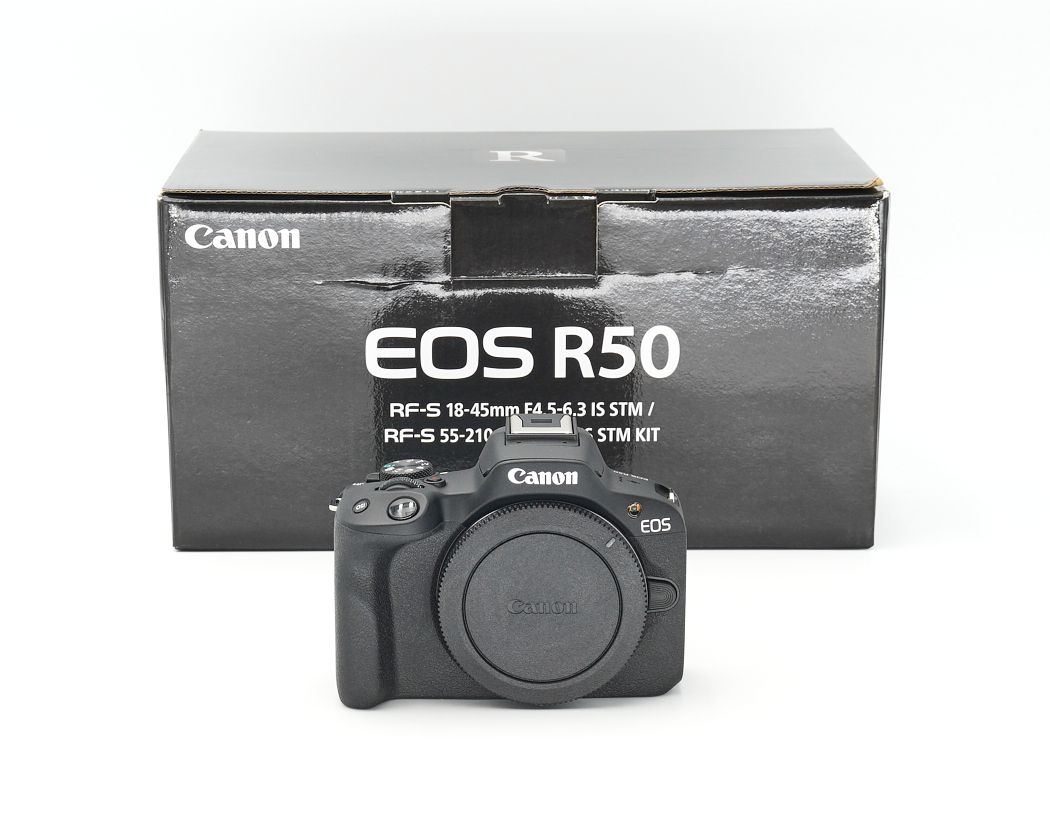 Canon EOS R50 Gehäuse schwarz Ausstellungsstück , nur 3 Auslösungen #**