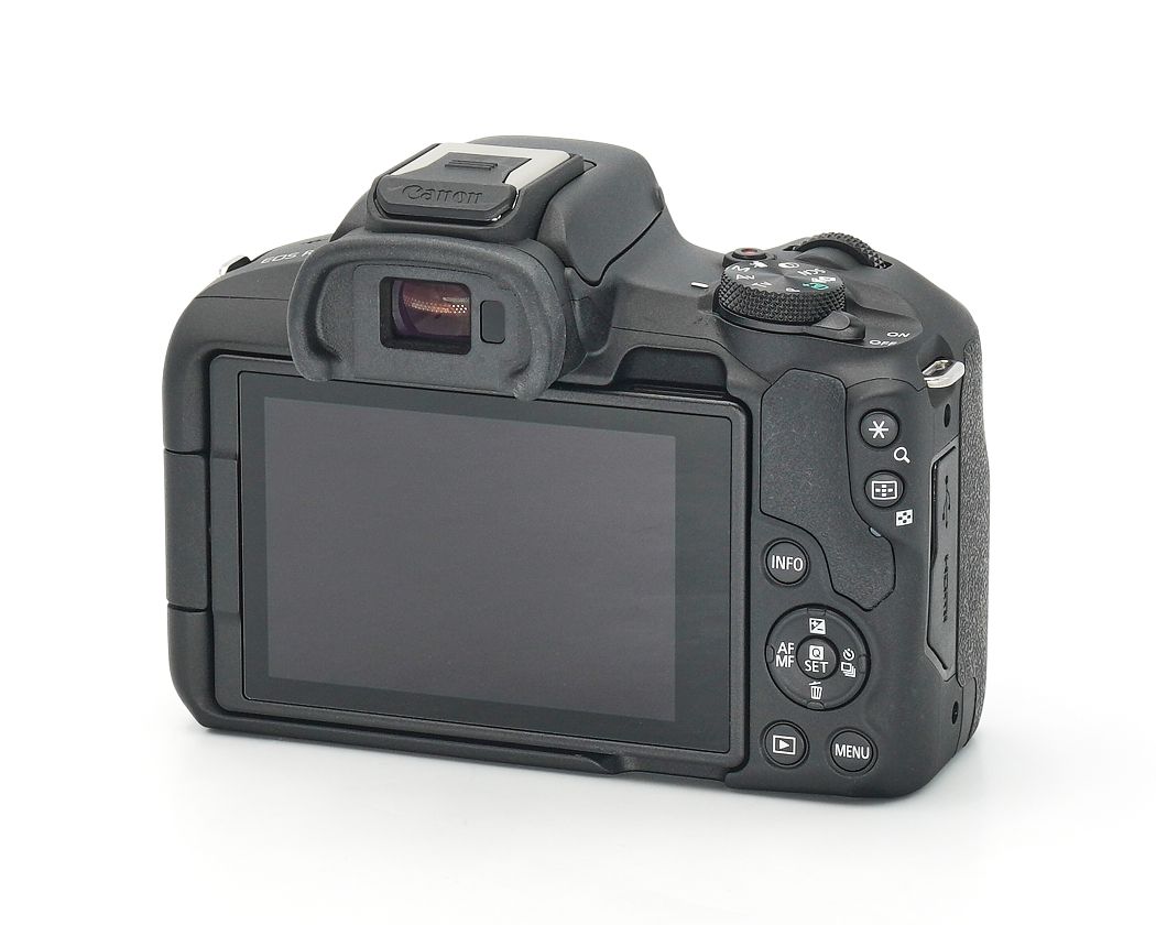 Canon EOS R50 Gehäuse schwarz Ausstellungsstück , nur 3 Auslösungen #**