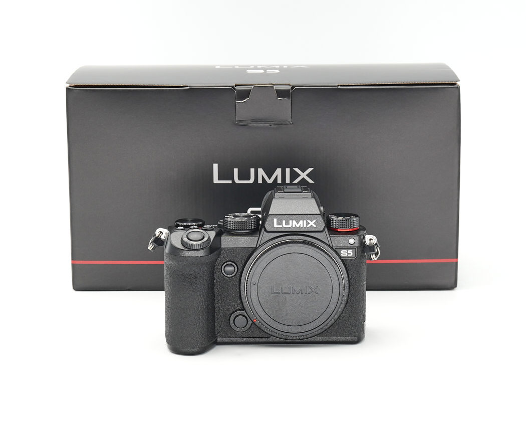 Panasonic Lumix DC-S5 Gehäuse wie neu, Panasonic-Fachhändler #39945**