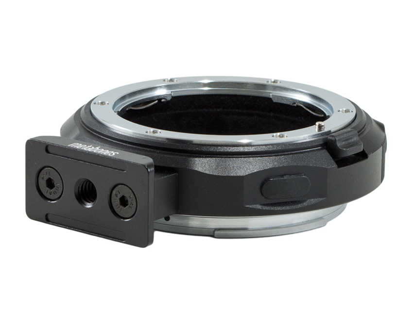 Metabones Canon EF an Fujifilm G (GFX) T Smart Adapter