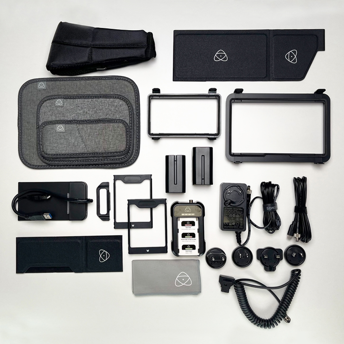 Atomos Universal Accessory Kit, Zubehör Set mit 2xNP-F Li-ION Akkus+Koffer uvm. Atomos Universal Accessory Kit, Zubehör Set mit 2xNP-F Li-ION Akkus+Koffer uvm.