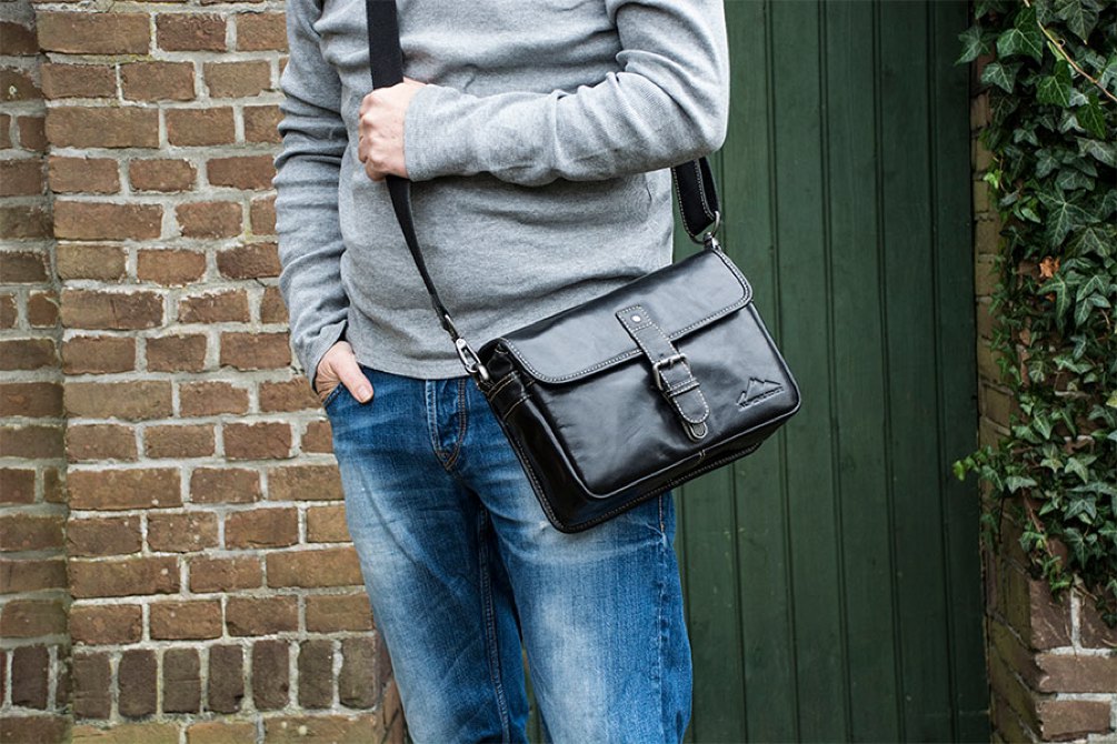 Alpenleder Kameratasche Presse ebony