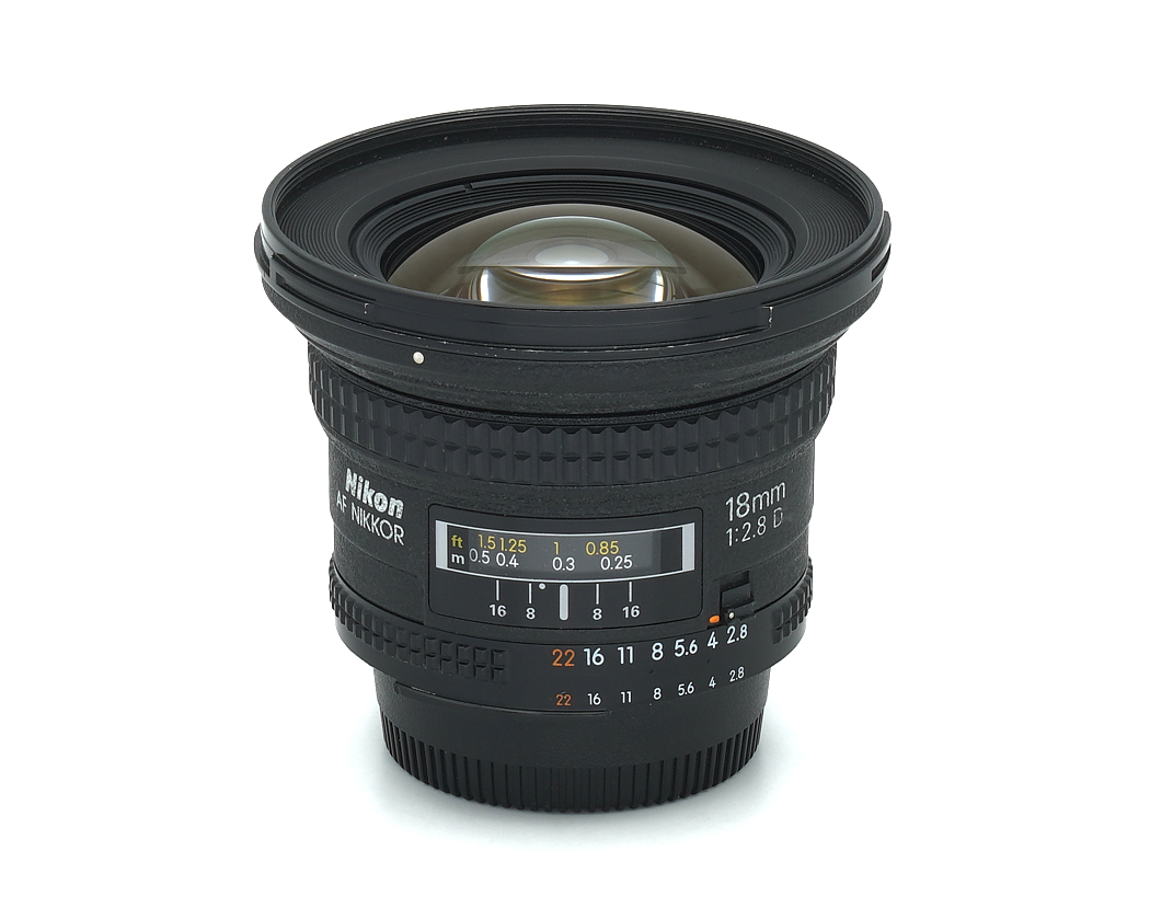 Nikon AF NIKKOR 18mm 2.8 D komplett geprüft, Nikon-Fachhändler #44296*