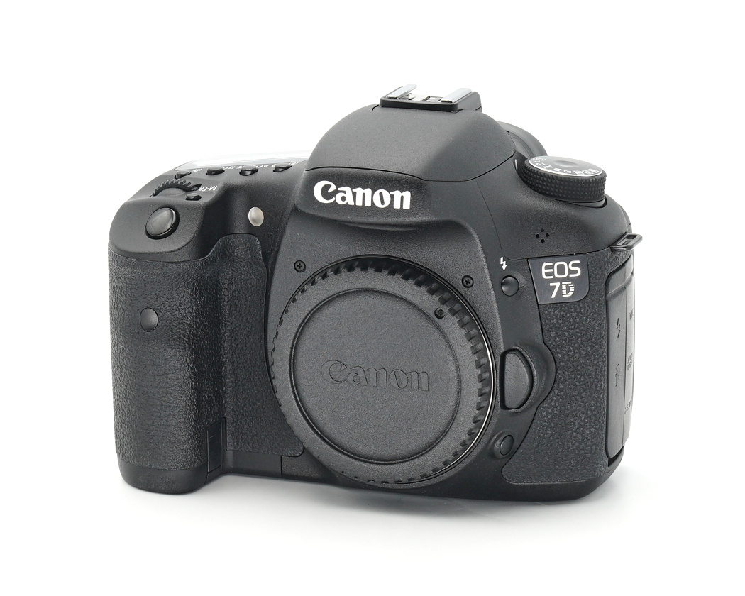 Canon EOS 7D Gehäuse Topzustand , nur 6410 Auslösungen Canon-Fachhändler #X40856*