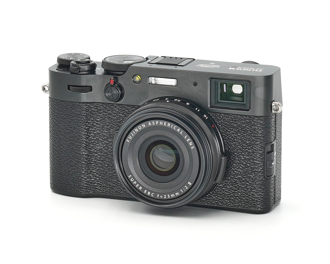 Fujifilm X100V schwarz Ausstellungsstück, ca. 600 Auslösungen #39375**