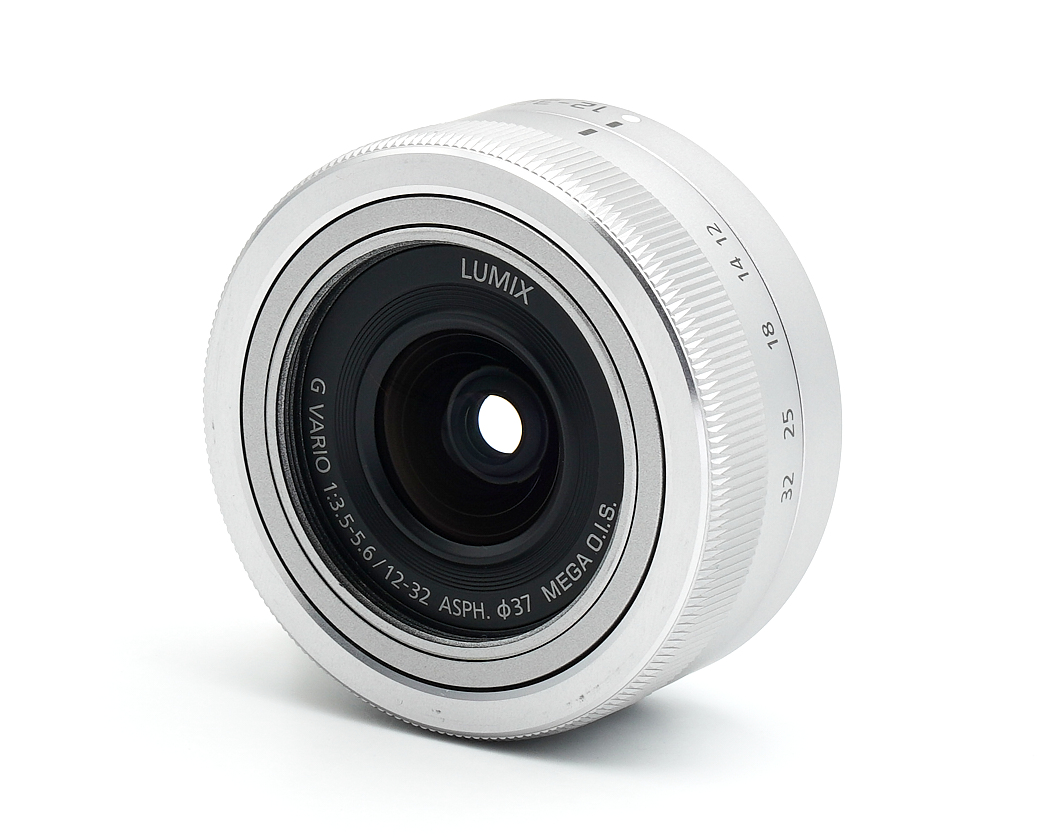 Panasonic Lumix G Vario 12-32mm 3.5-5.6 ASPH. O.I.S., Topzustand #X36592*