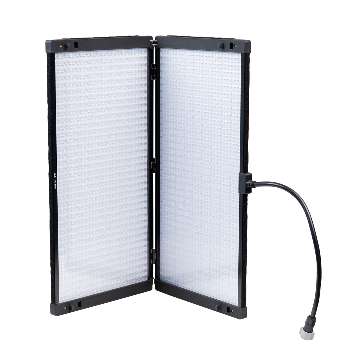 Nanlite PavoSlim 240C Full-Color Multifunktions-Flächenleuchte