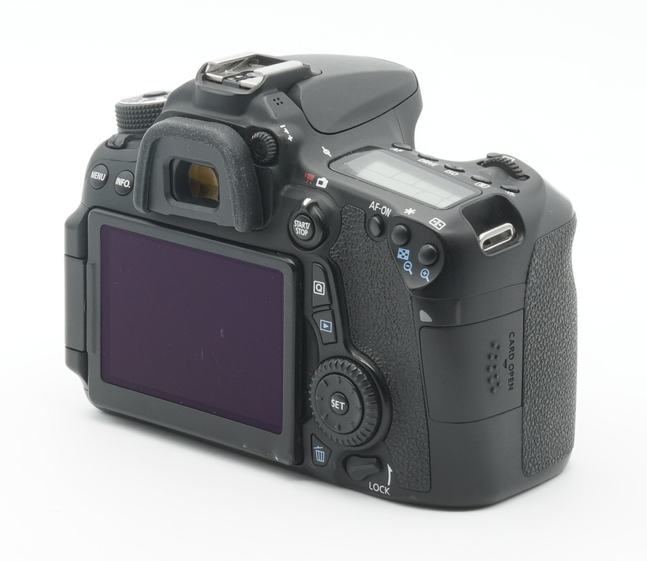 Canon EOS 70D Gehäuse Canon-Fachhändler #X35215*