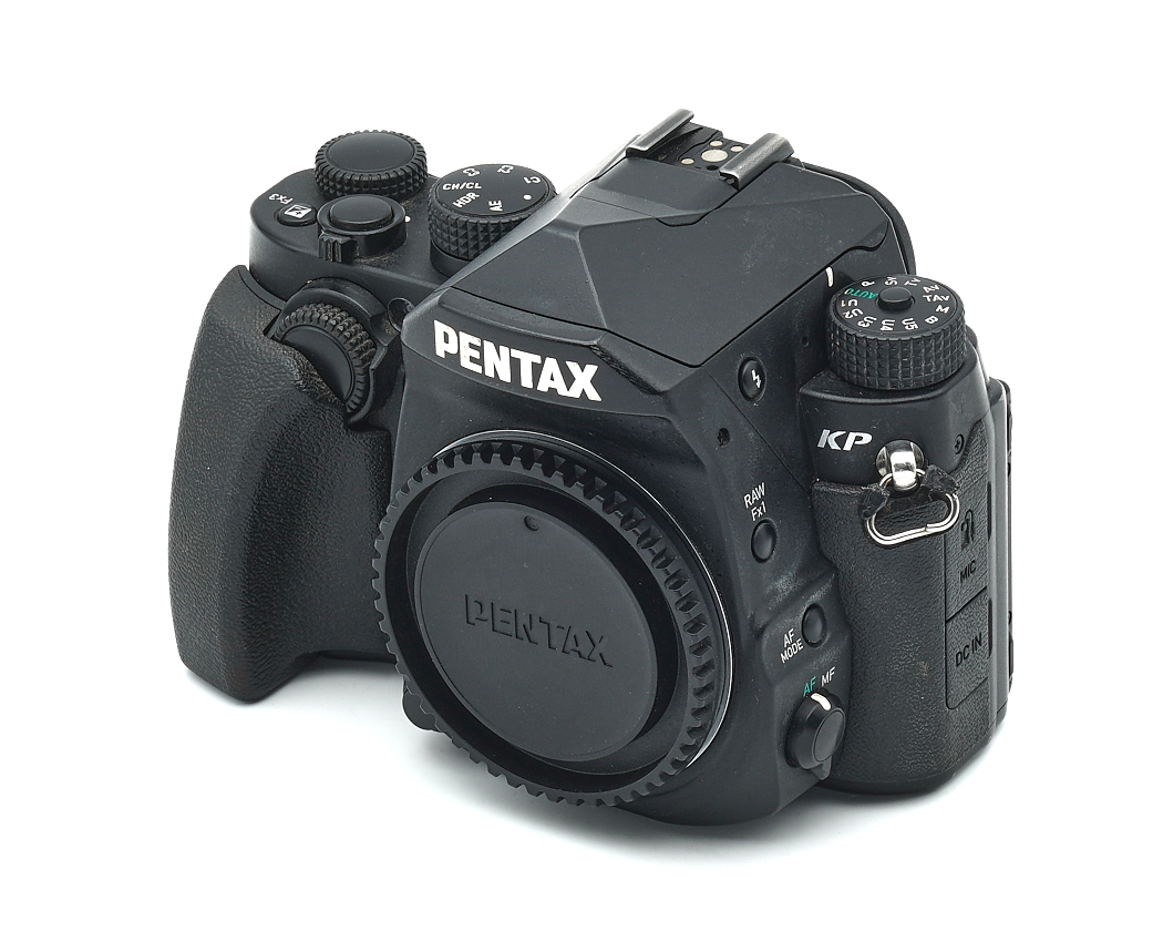 Pentax KP Gehäuse schwarz, technisch geprüft #50573*