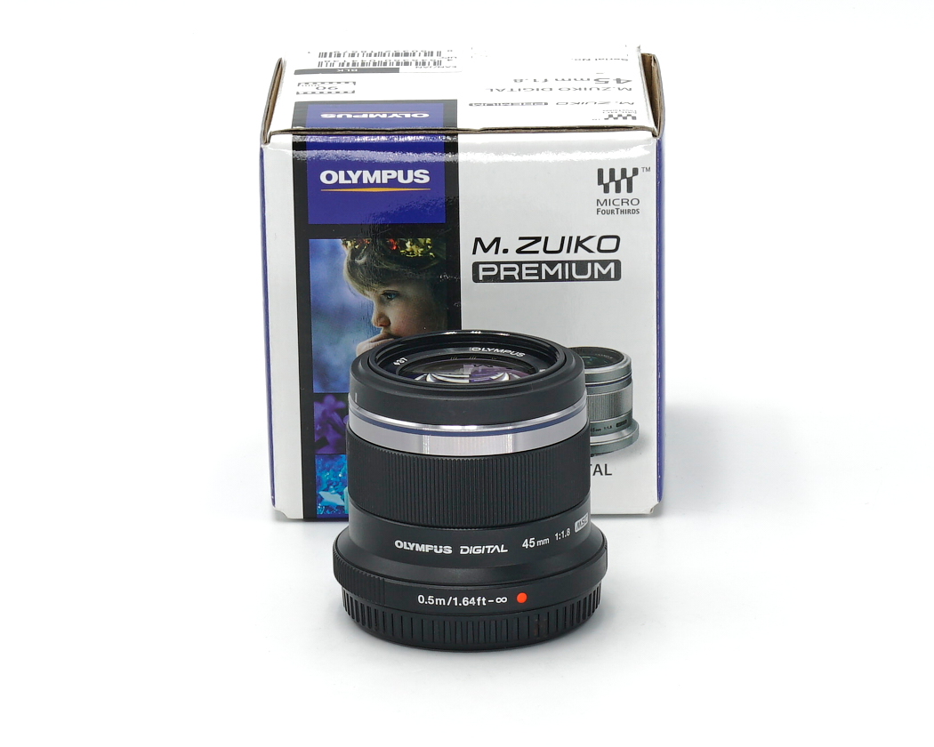Olympus M.Zuiko Digital 45mm 1.8 schwarz wie neu #X41408**