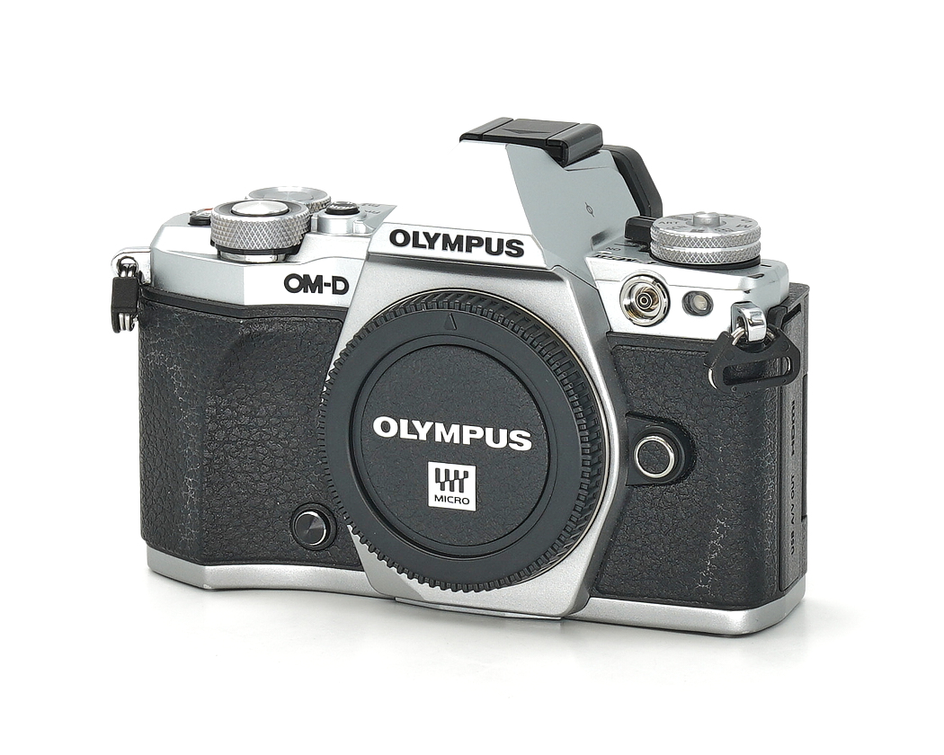 Olympus OM-D E-M5 Mark II silber Gehäuse Topzustand #X41218*