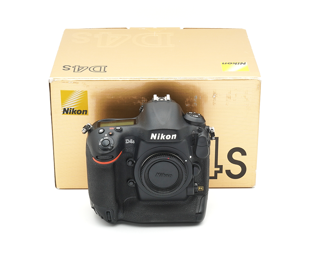 Nikon D4s Gehäuse, guter Zustand, Nikon-Fachhändler #48911**