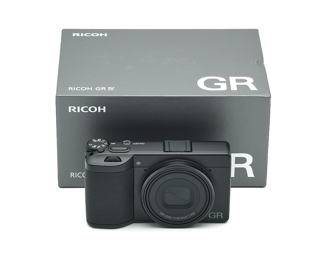 Ricoh GR IV schwarz Kompaktkamera, wie neu #49865**