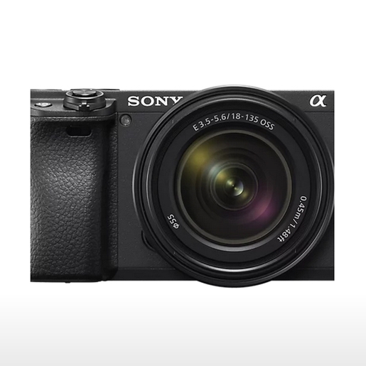 Sony Alpha 6400A + SEL 18-135mm OSS