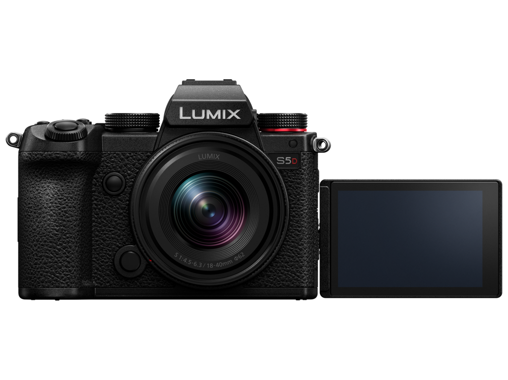 Panasonic Lumix DC-S5D + Lumix S 18-40mm 4.5-6.3