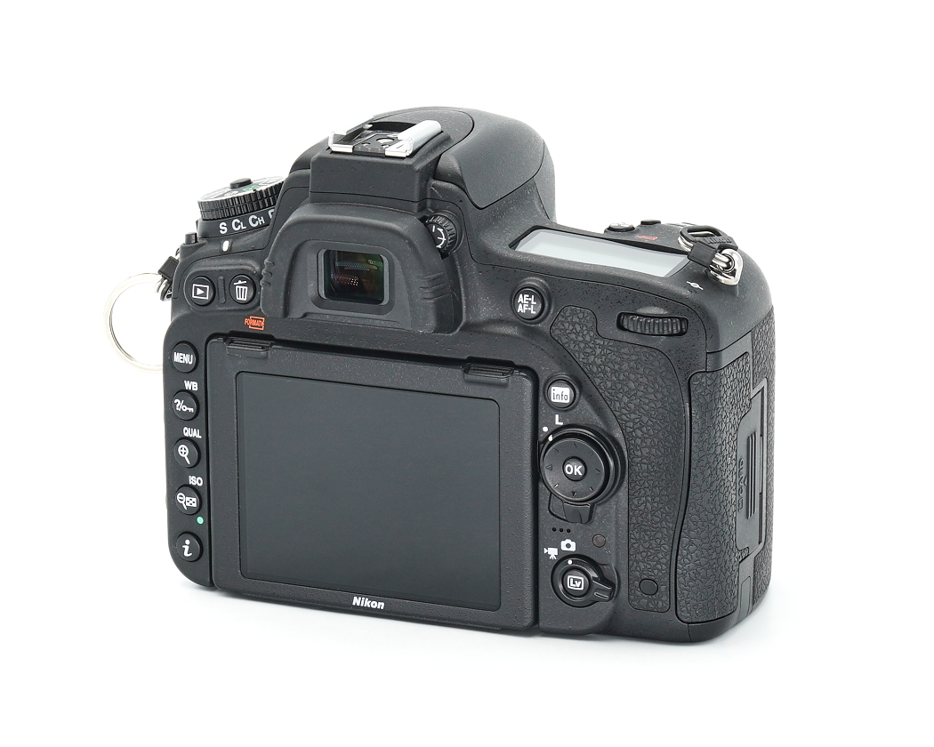 Nikon D750 Gehäuse wie neu, ca. 1500 Auslösungen #41462*